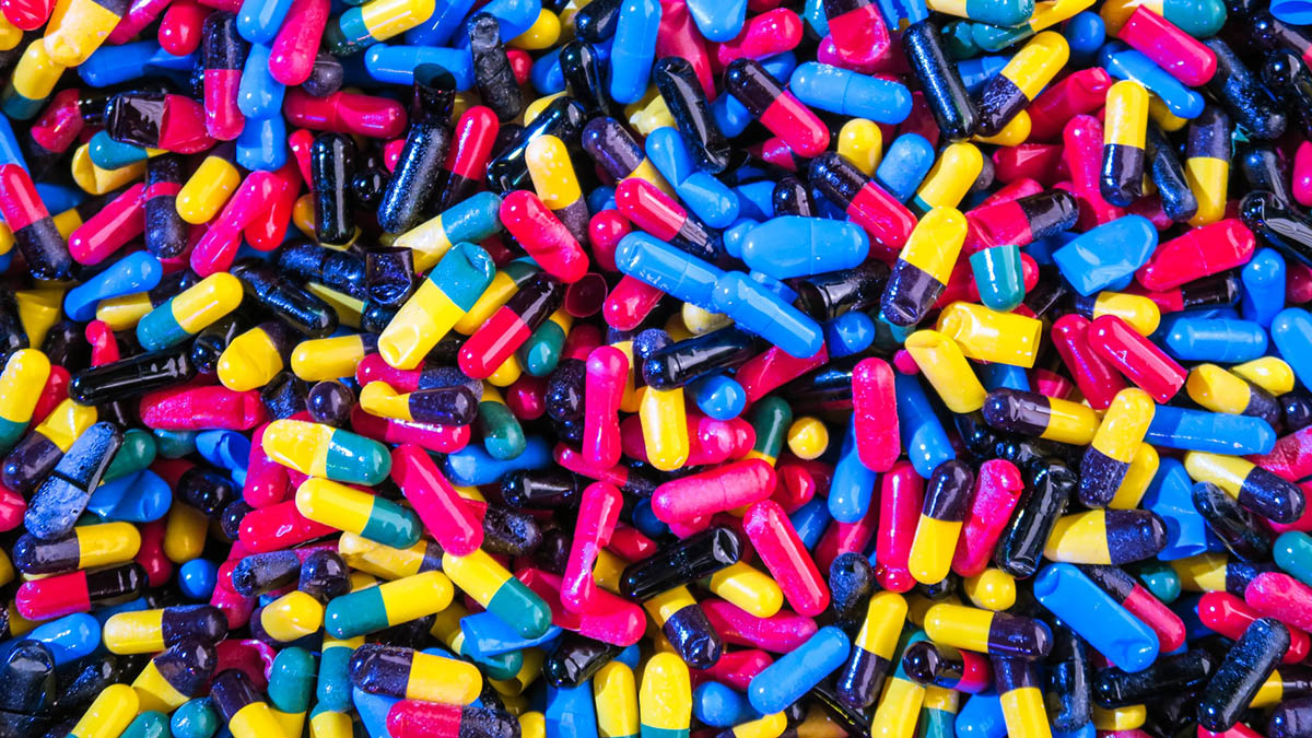 Wochenrückblick: Heterologes Impfschema, Neue Arzneimittel, BfArM und mehr