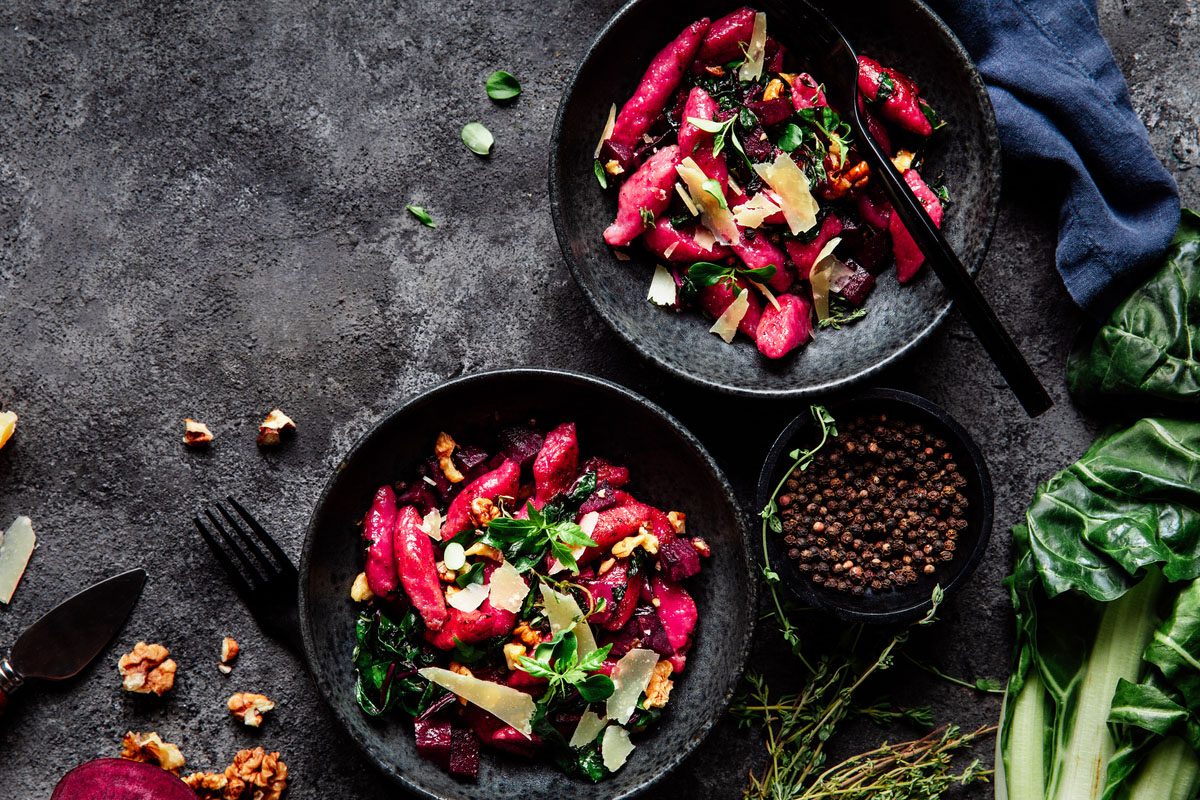 Rote-Bete-Gnocchi: Rübenpflanze voller Vitamine und Mineralstoffe