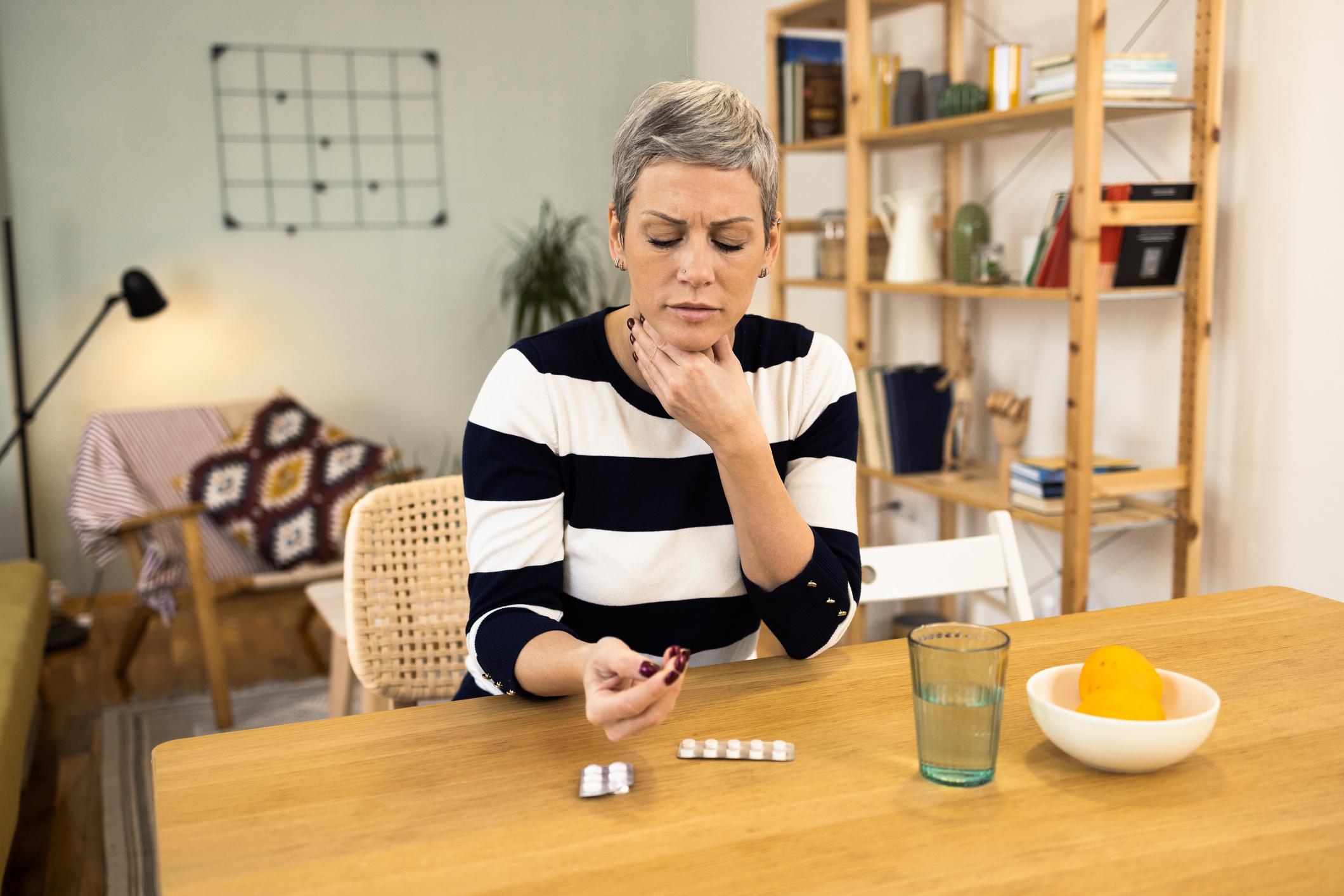 Halsbeschwerden und keine Erk&auml;ltung &ndash; Woran kann es liegen?