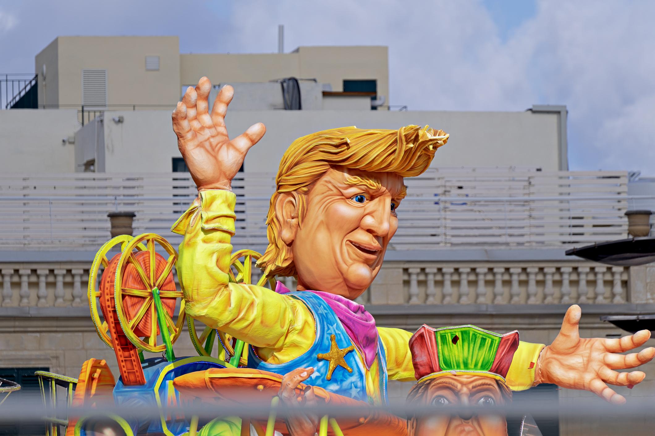 Wochenrückblick: Trump droht, ABDA mit "What's Apo" und Höhepunkt der Grippewelle