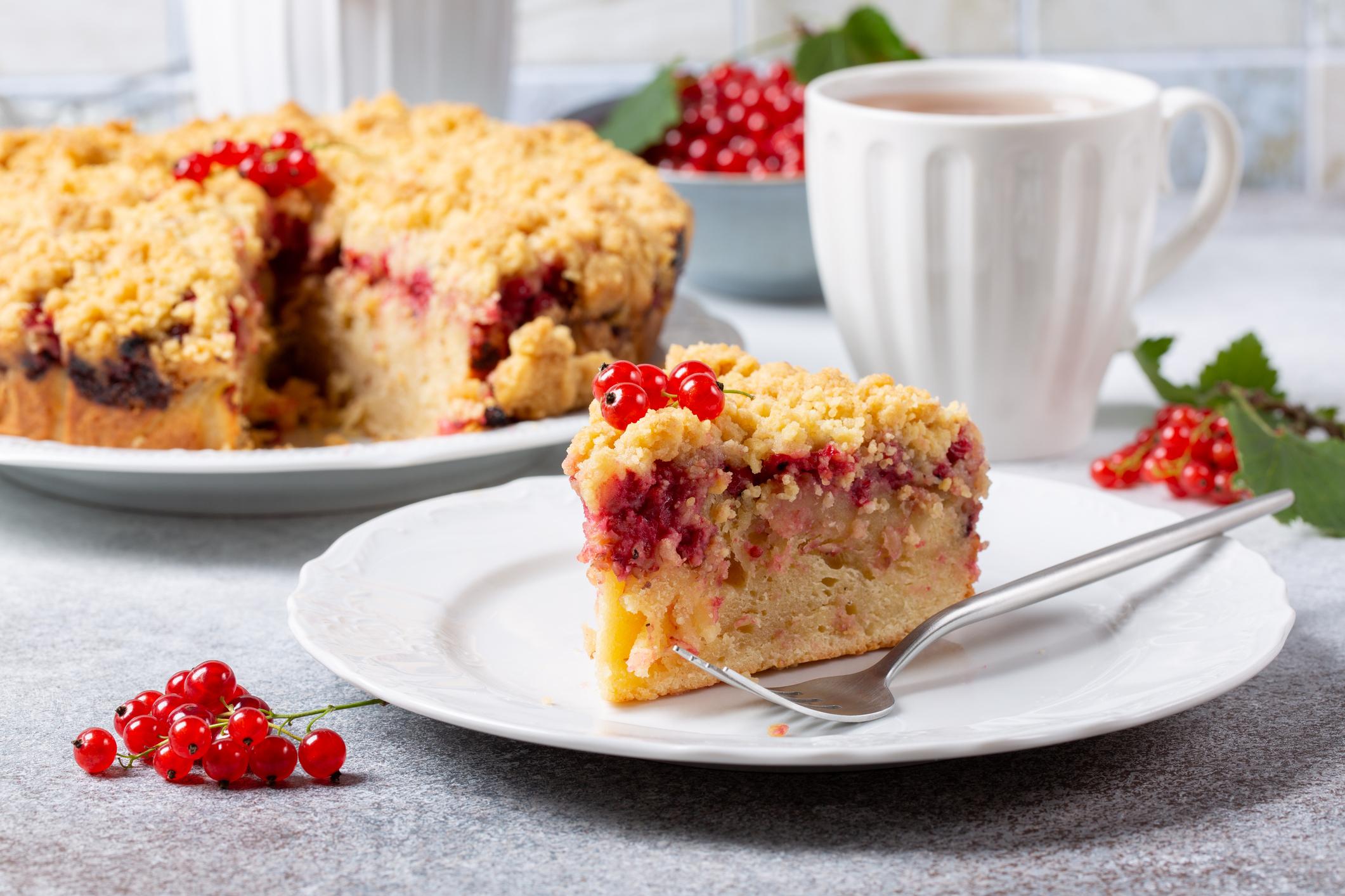 S&auml;ure trifft S&uuml;&szlig;e: Johannisbeere-Streusel-Kuchen